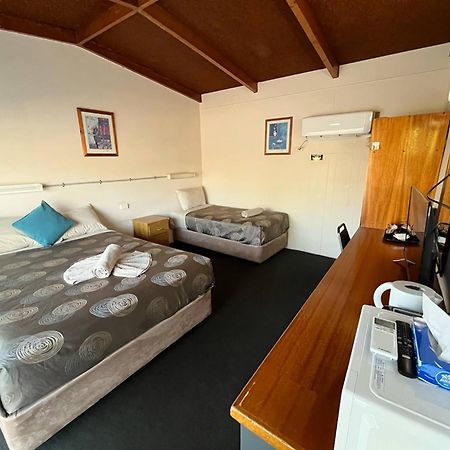 Copper City Motel Кобар Экстерьер фото