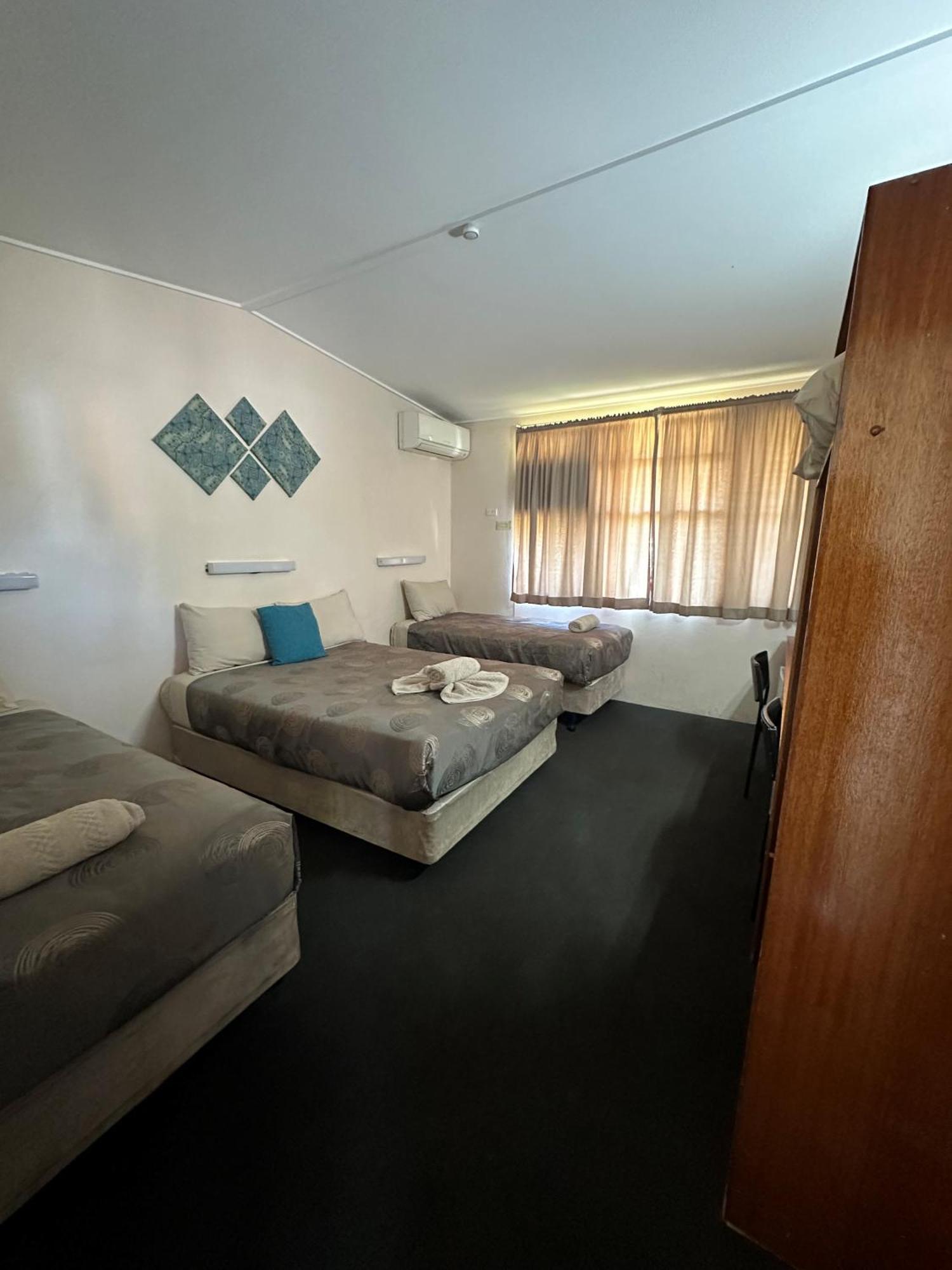 Copper City Motel Кобар Экстерьер фото