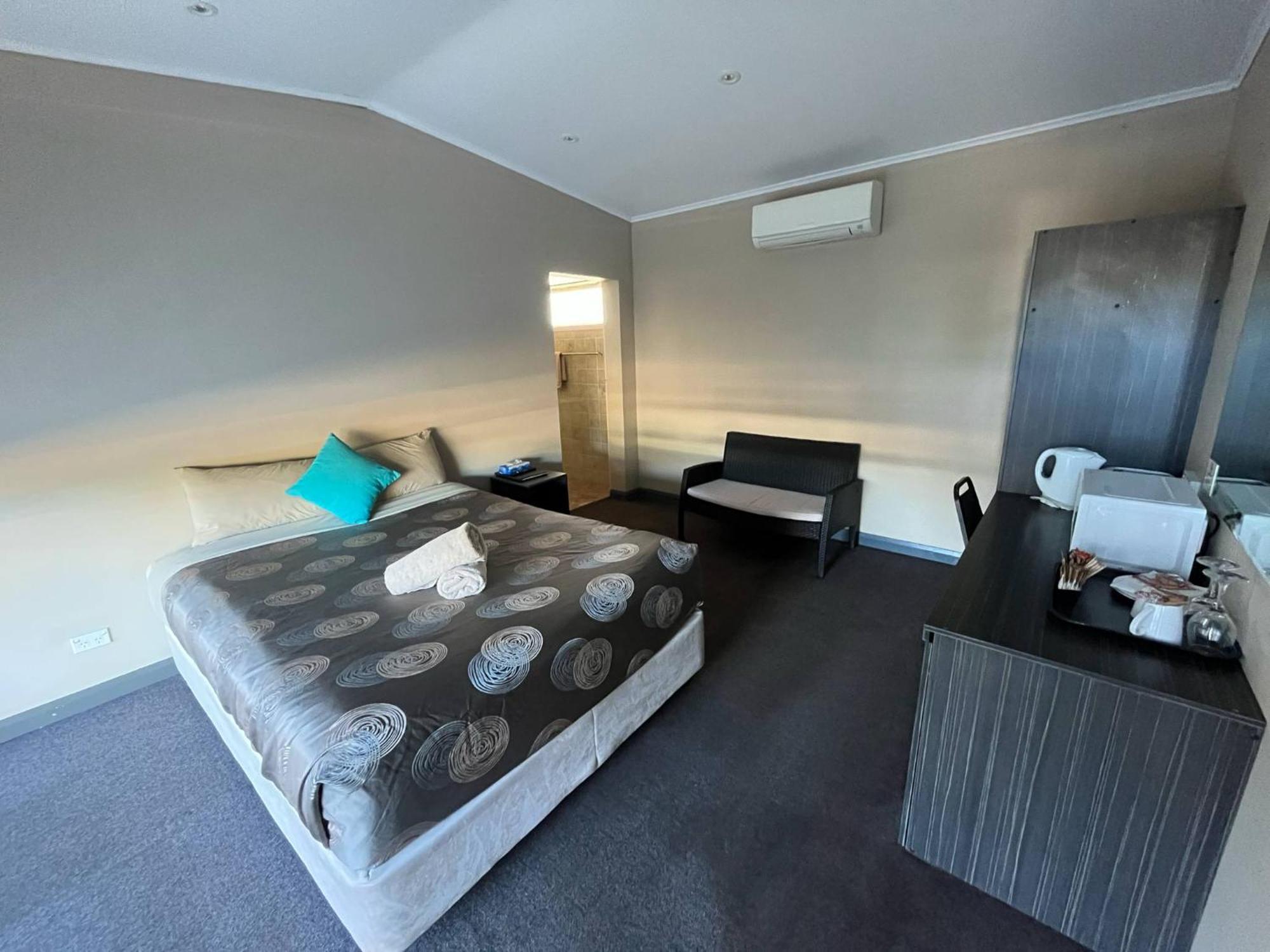 Copper City Motel Кобар Экстерьер фото