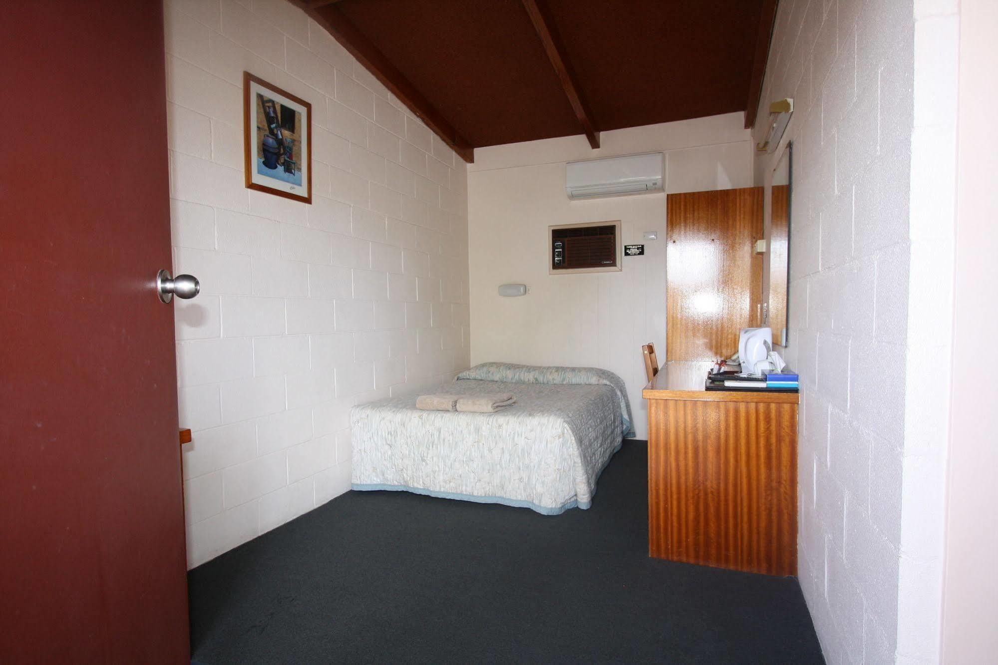 Copper City Motel Кобар Экстерьер фото