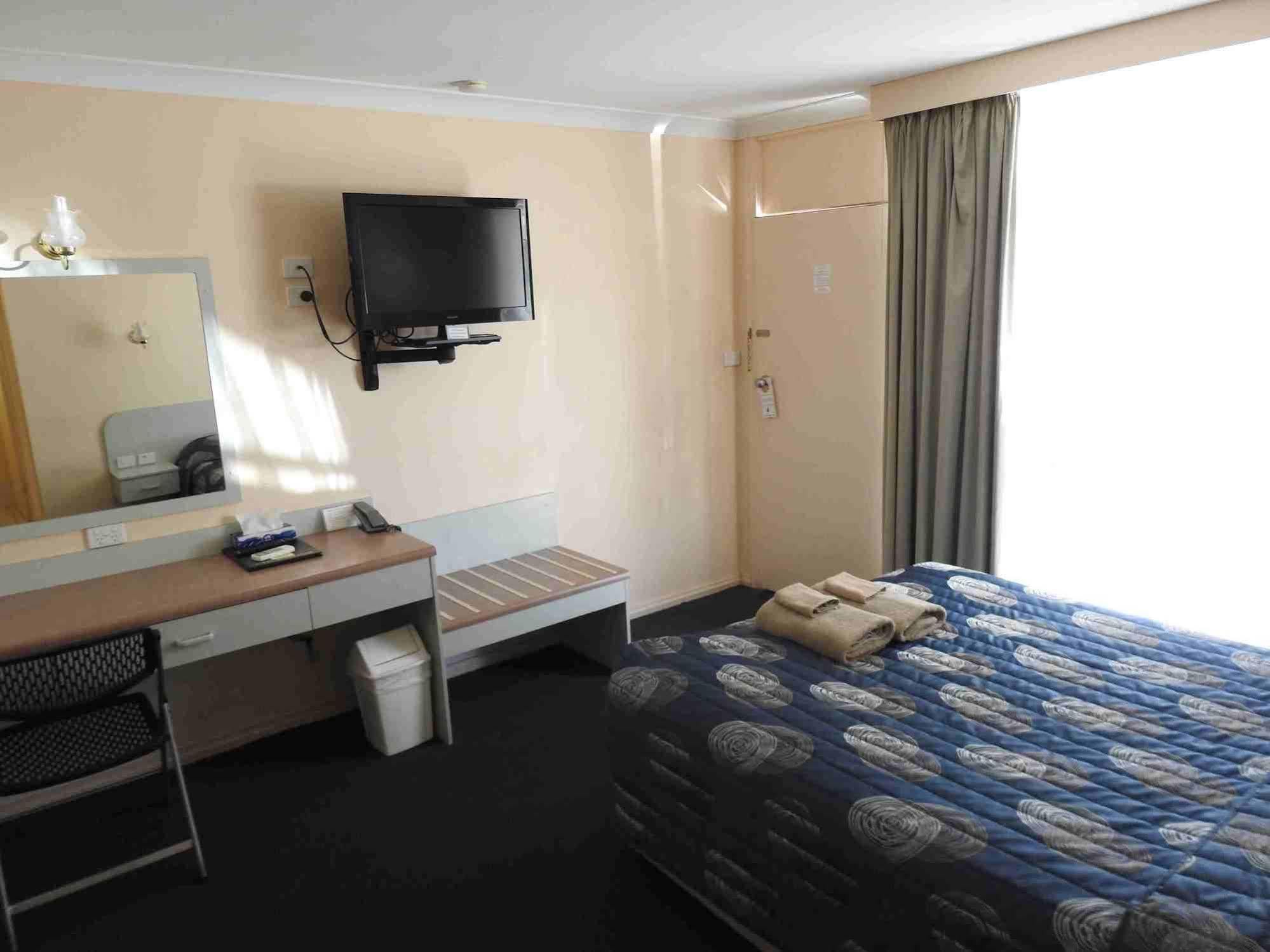 Copper City Motel Кобар Экстерьер фото