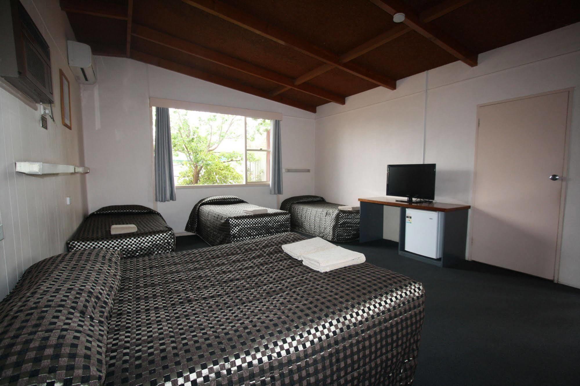 Copper City Motel Кобар Экстерьер фото