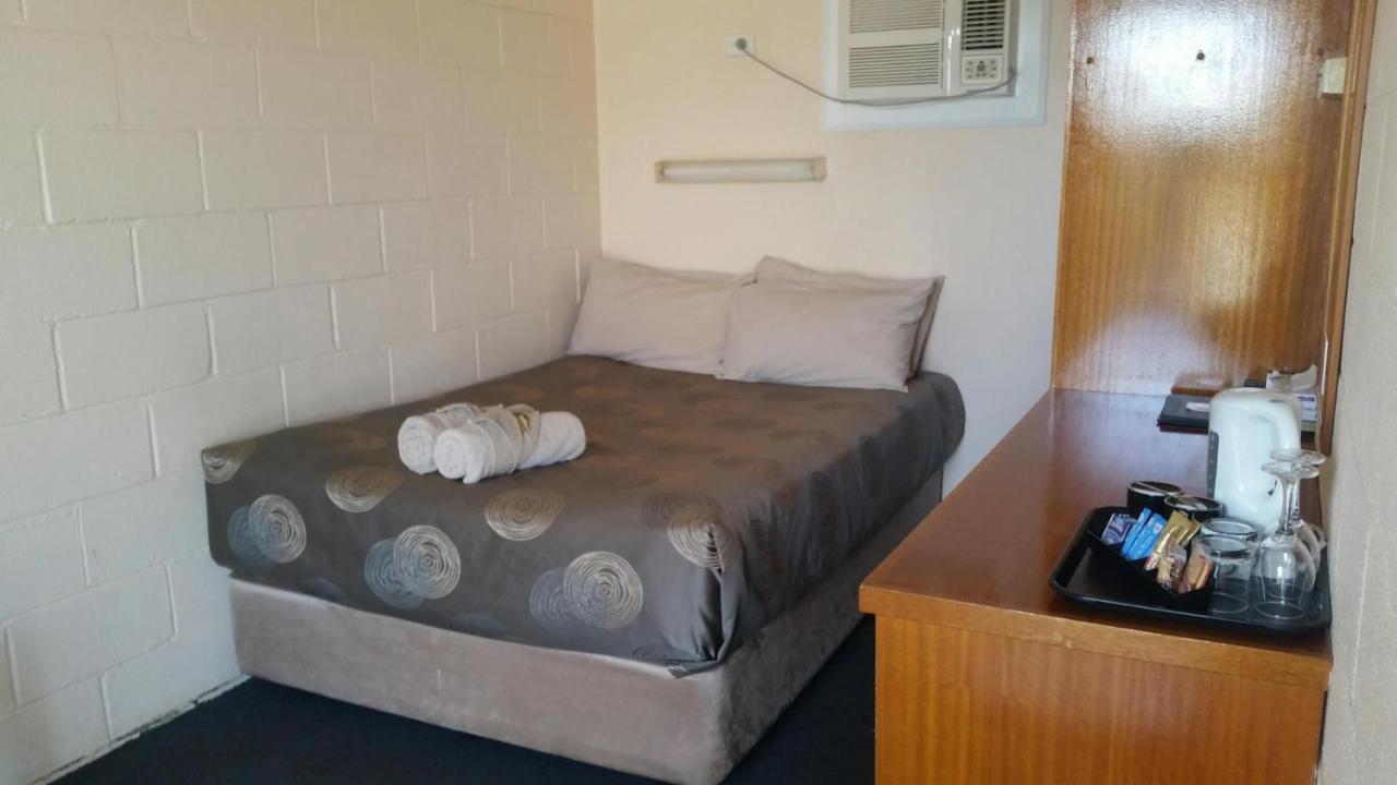 Copper City Motel Кобар Экстерьер фото
