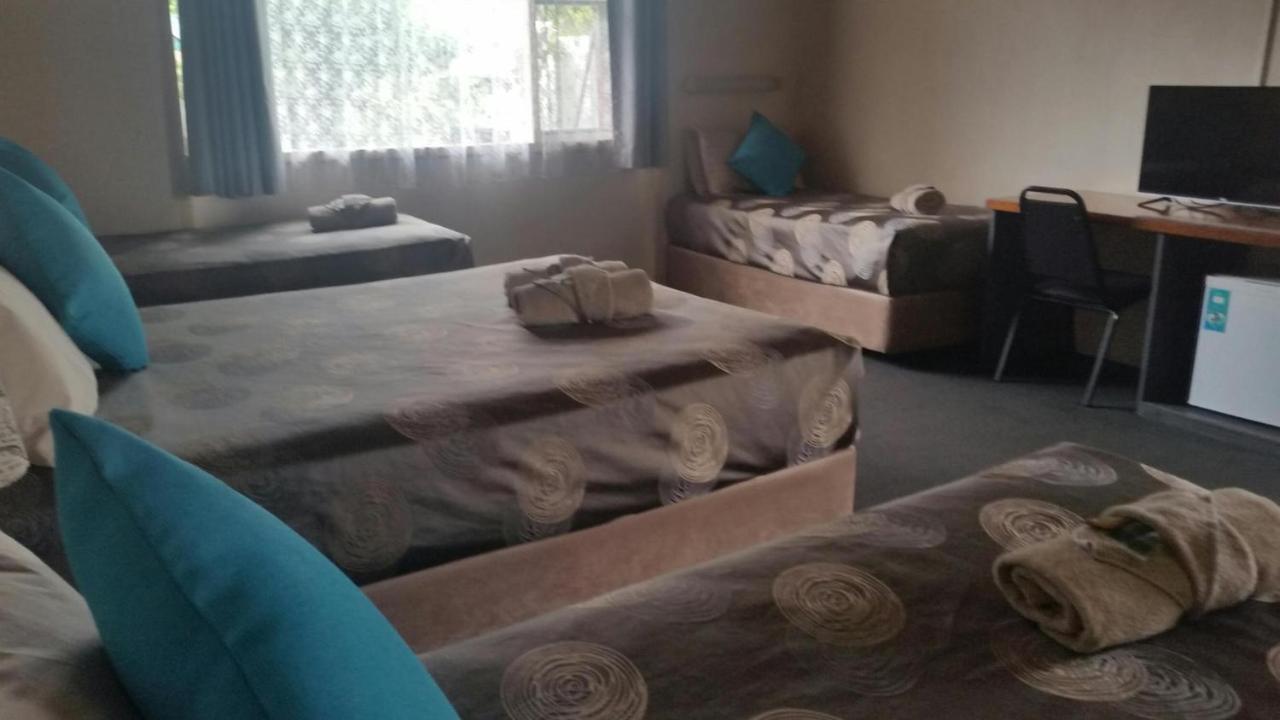 Copper City Motel Кобар Экстерьер фото