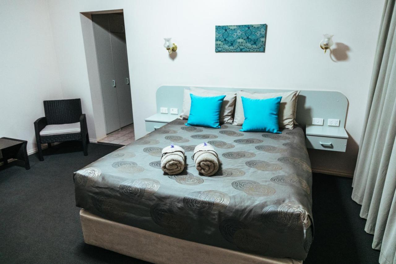 Copper City Motel Кобар Экстерьер фото
